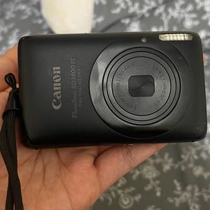 Canon PowerShot ELPH SD 1400 Black Point And Shoot Camera CIB w Travel Case